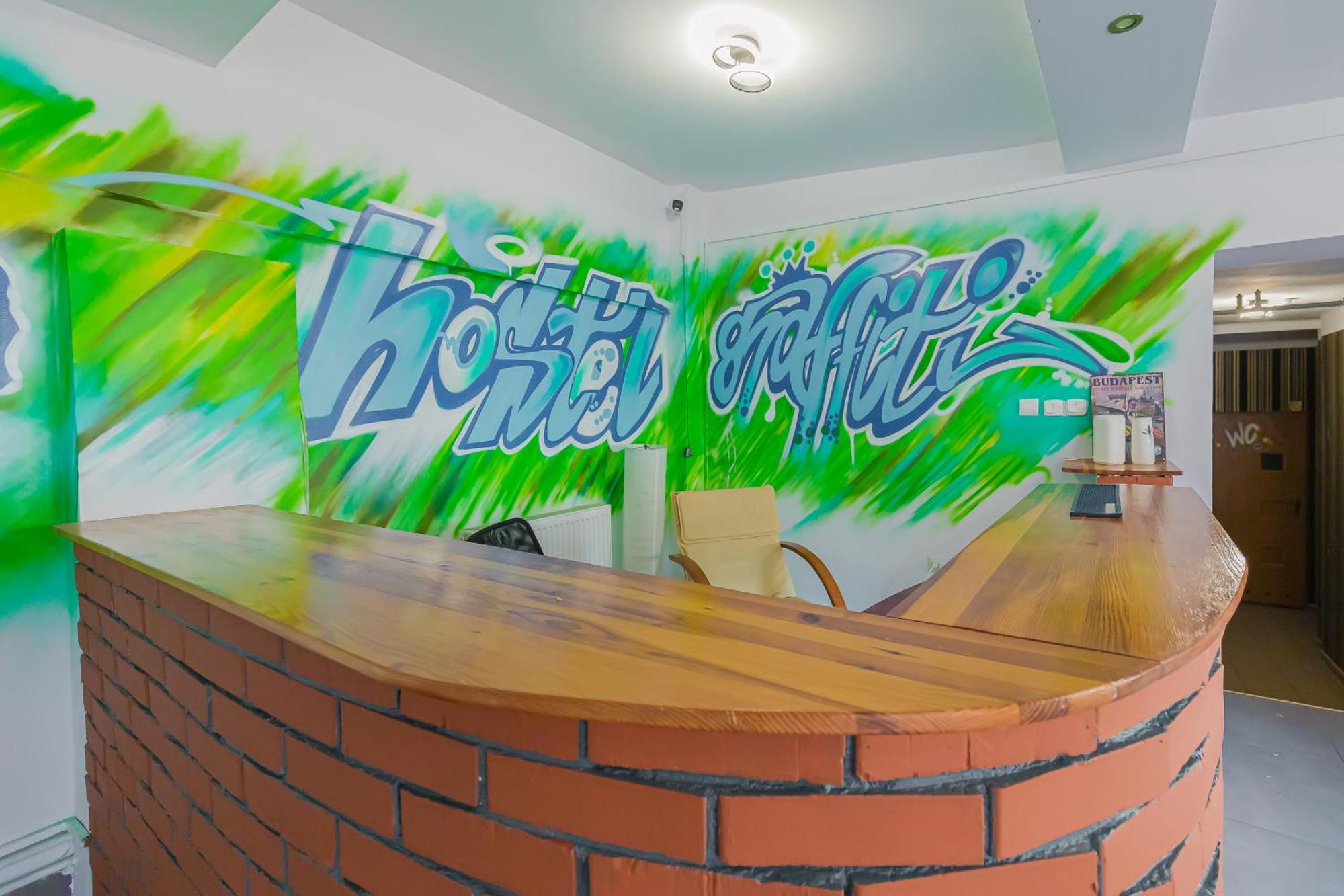 Hostel Graffiti Krakau Exterior foto